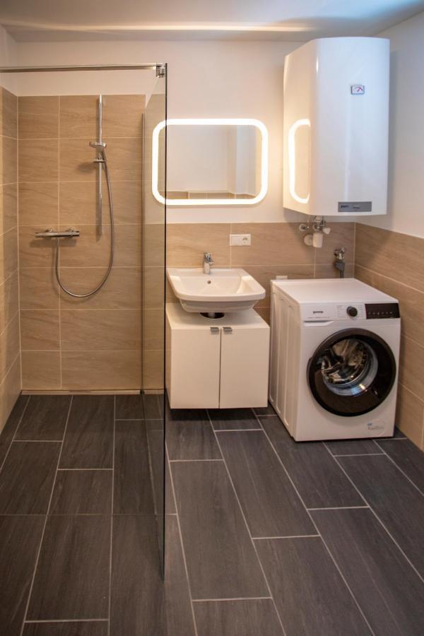 Innsbruck East Side Apartment I Free Street Parking Ngoại thất bức ảnh