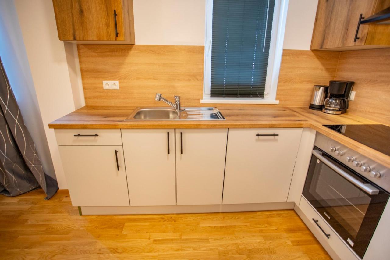 Innsbruck East Side Apartment I Free Street Parking Ngoại thất bức ảnh