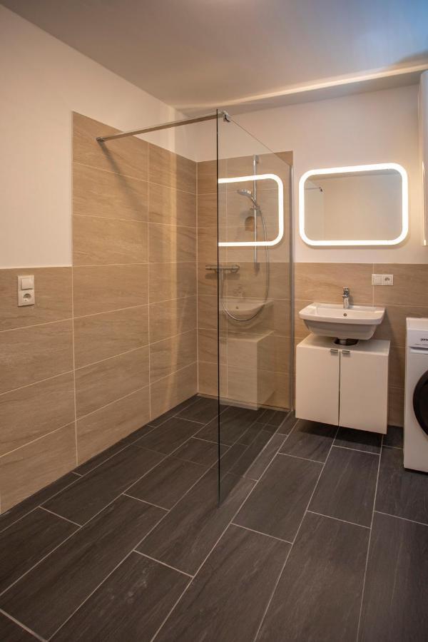 Innsbruck East Side Apartment I Free Street Parking Ngoại thất bức ảnh